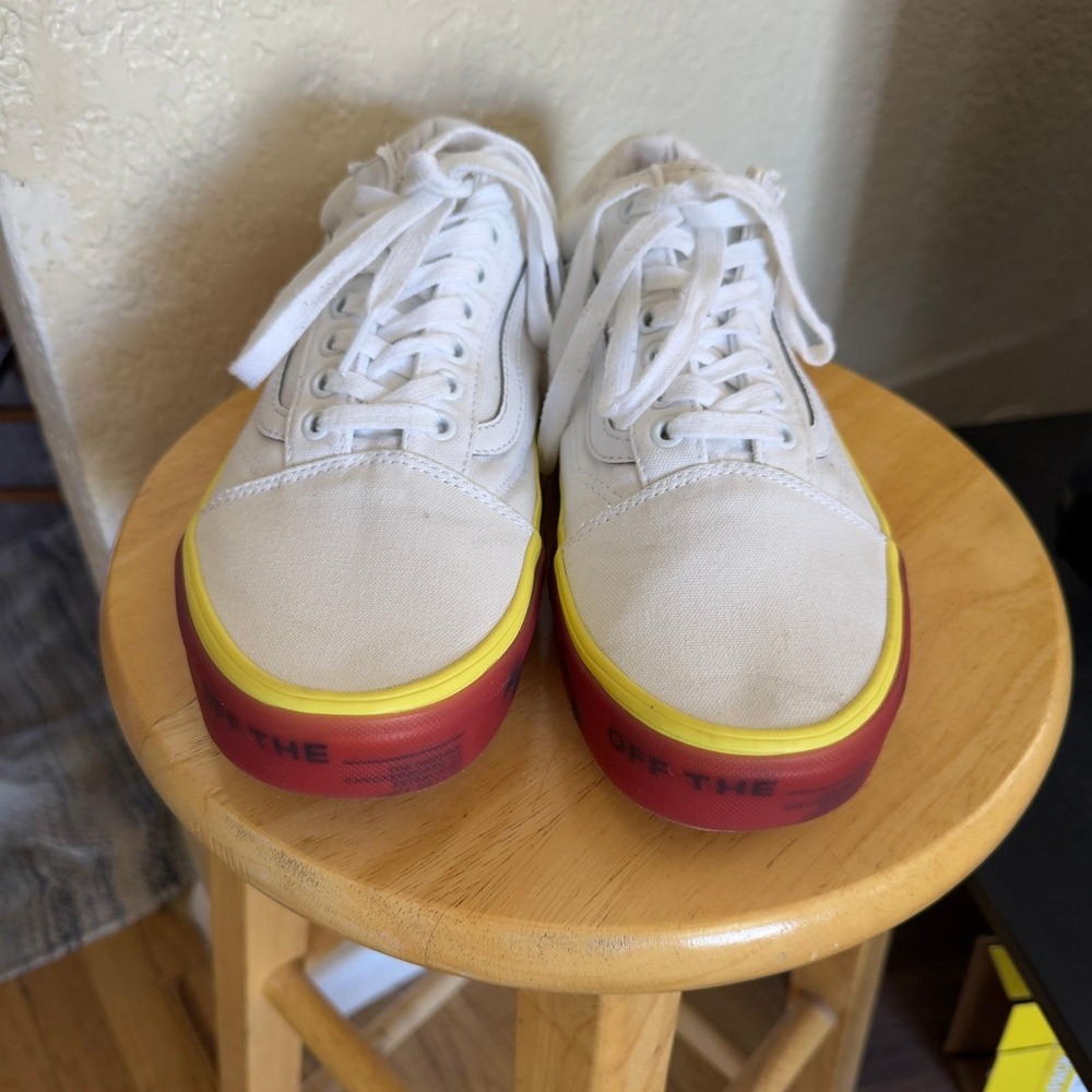 Vans Low Top Sneakers Off The Wall Red Orange White Casual Mens Size 10 - Picture 2 of 8